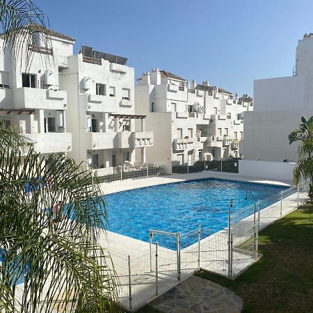 Penthouse Seaview And Golf Valle Romano Estepona Buitenkant foto